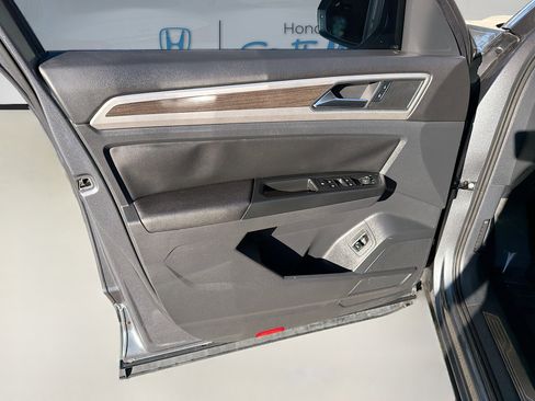 Used 2019 Volkswagen Atlas SEL image 20