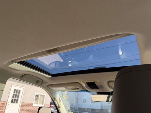 Used 2023 Lexus GX 460 Premium image 16