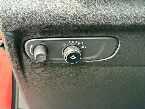 Used 2021 Buick Envision Preferred FWD image 8