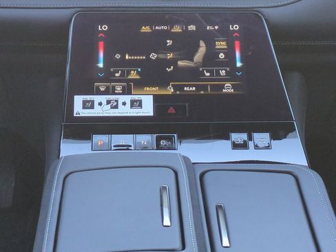 New 2026 INFINITI QX80 Autograph w/ Premium Cargo Package image 22