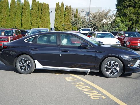 New 2026 Hyundai Sonata Blue image 4