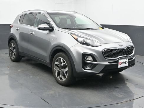 Used 2021 Kia Sportage EX AWD/4WD image 3