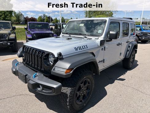Certified 2023 Jeep Wrangler Unlimited w/ Sun & Screen Package AWD/4WD image 6