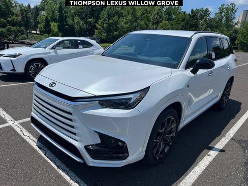 New 2026 Lexus TX 500h AWD image 1