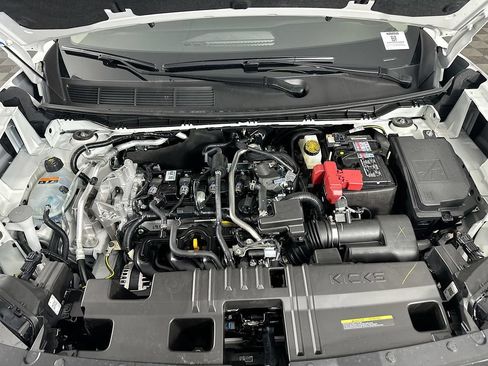 New 2026 Nissan Kicks SR w/ SR Premium Package FWD image 37