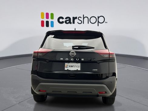 Used 2023 Nissan Rogue S AWD/4WD image 4