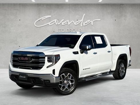 Used 2022 GMC Sierra 1500 SLT w/ SLT Convenience Package image 1