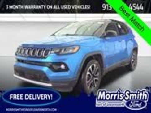 Used 2023 Jeep Compass Limited image 1