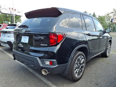Certified 2024 Honda Passport EX-L image 4