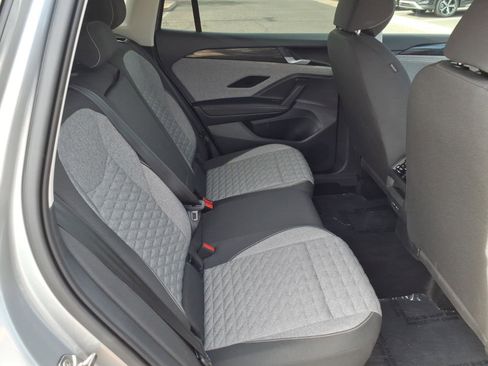 Certified 2025 Volkswagen Tiguan S w/ 18" Wheel Package image 13