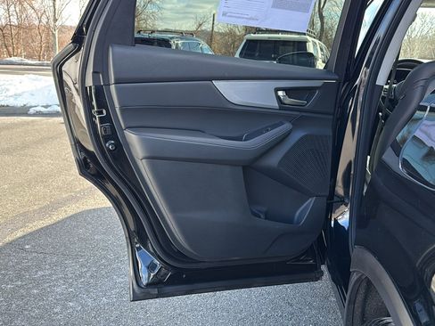 Used 2023 Acura MDX SH-AWD image 23