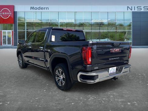 Used 2025 GMC Sierra 1500 SLT image 7