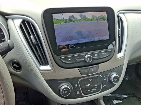 Used 2023 Chevrolet Malibu LS w/ Driver Confidence Package FWD image 15