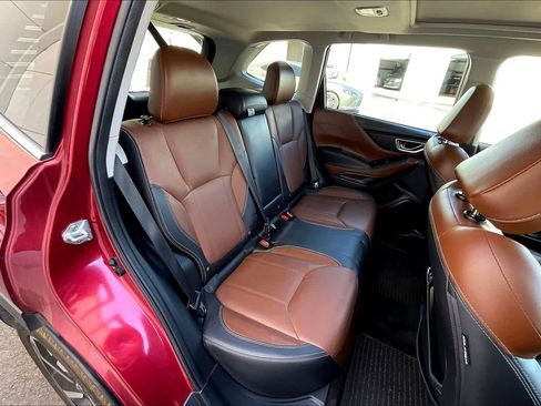 Used 2022 Subaru Forester Touring image 18