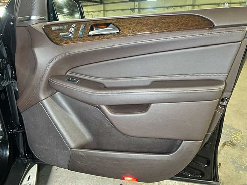 Used 2018 Mercedes-Benz GLS 450 4MATIC image 10