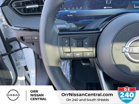 New 2026 Nissan Kicks SR w/ SR Premium Package FWD image 20