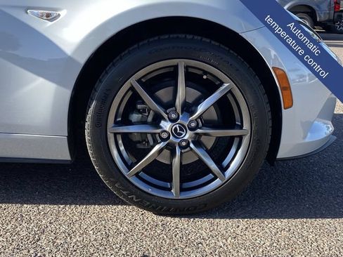 Used 2016 MAZDA MX-5 Miata Grand Touring RWD image 11