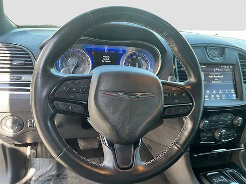 Used 2022 Chrysler 300 S w/ Comfort Group image 11