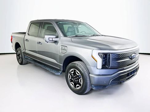 Certified 2023 Ford F150 Lightning XLT image 24