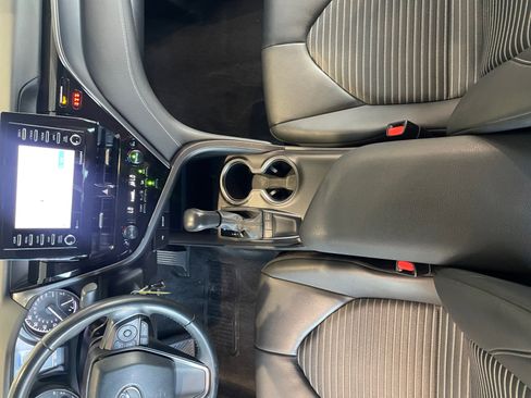 Used 2023 Toyota Camry SE image 15