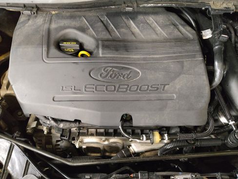 Used 2018 Ford Escape SE FWD image 30