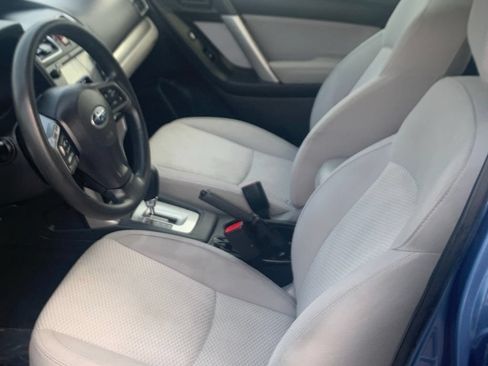 Used 2016 Subaru Forester 2.5i Premium w/ All-Weather Package AWD/4WD image 11