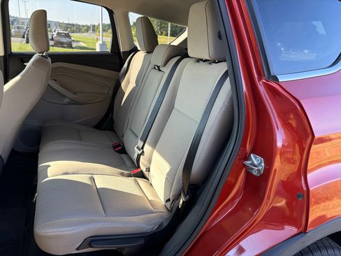 Used 2019 Ford Escape SE AWD/4WD image 29