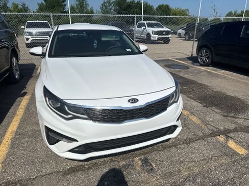 Used 2020 Kia Optima LX FWD image 5