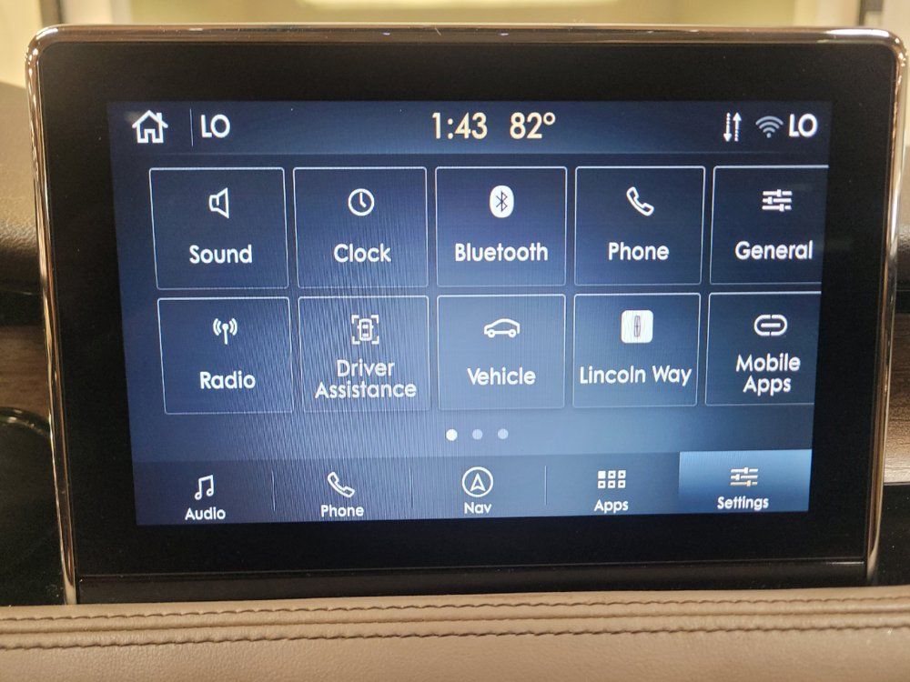 Used 2021 Lincoln Corsair Reserve w/ Equipment Group 201A FWD image 25