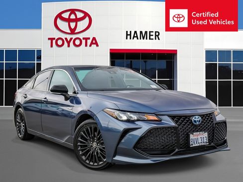 Used 2021 Toyota Avalon XSE w/ Carpet Mat Package (TMS) FWD image 1
