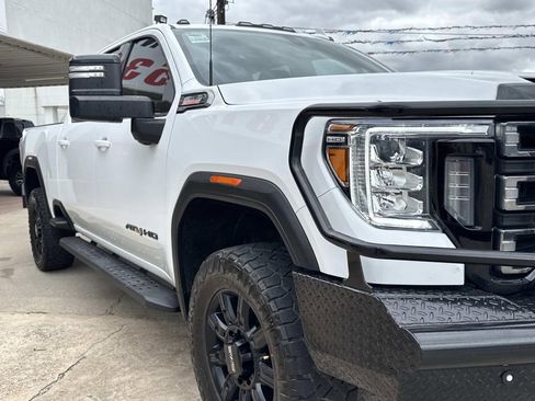 Used 2023 GMC Sierra 2500 AT4 w/ AT4 Preferred Package image 17