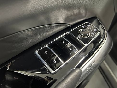 Used 2024 Cadillac Lyriq Luxury RWD image 43