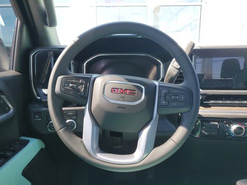 New 2026 GMC Sierra 1500 Elevation image 18