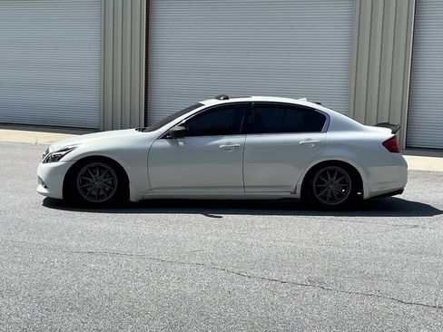 Used 2012 INFINITI G25 Journey RWD image 3