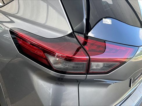 Certified 2026 Nissan Rogue SV w/ SV Premium Package FWD image 29