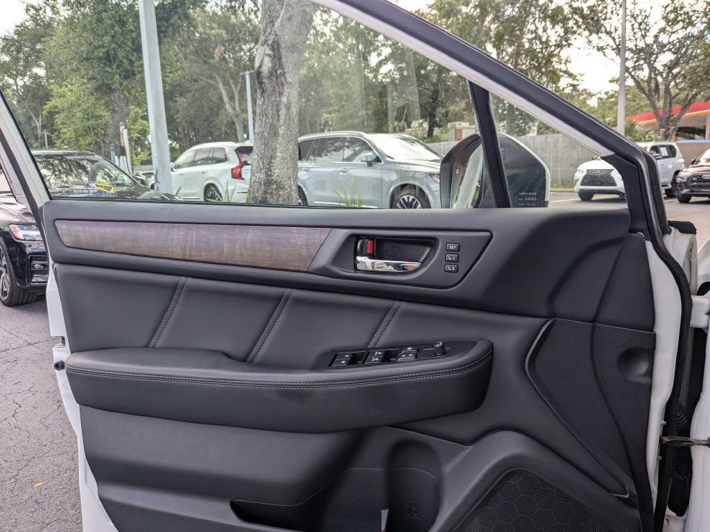 Used 2019 Subaru Outback 2.5i Limited AWD/4WD image 31