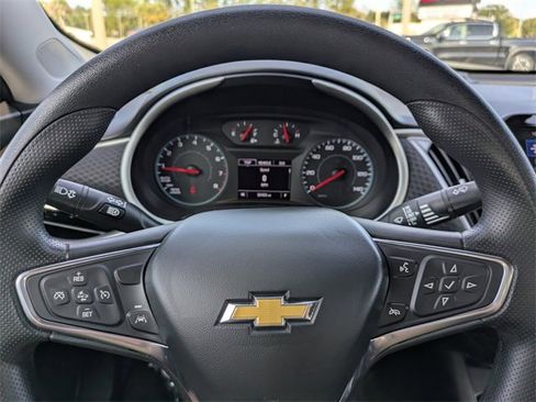 Used 2023 Chevrolet Malibu LT image 27