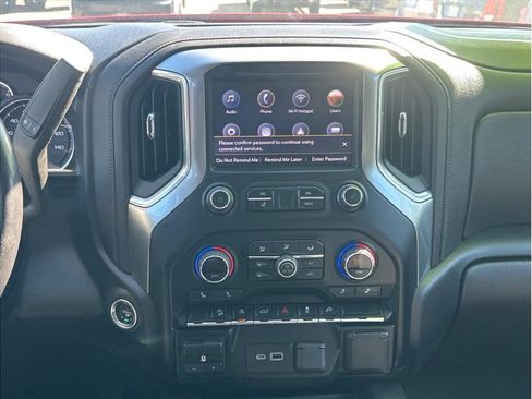 Used 2019 Chevrolet Silverado 1500 LT Trail Boss image 17