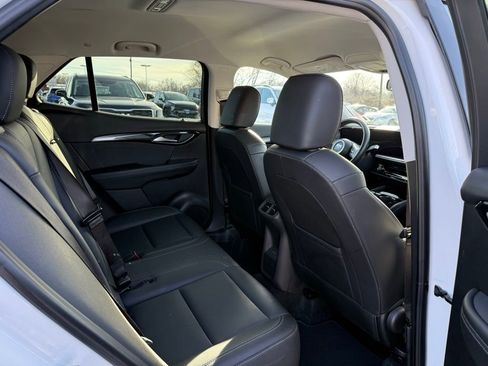 Used 2024 Buick Envision Preferred image 19