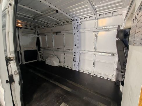 Used 2023 RAM ProMaster 3500 FWD image 19