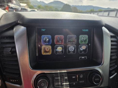 Used 2017 Chevrolet Tahoe Premier AWD/4WD image 21