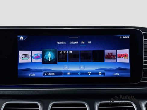 Used 2024 Mercedes-Benz GLS 450 4MATIC w/ AMG Line Exterior image 17