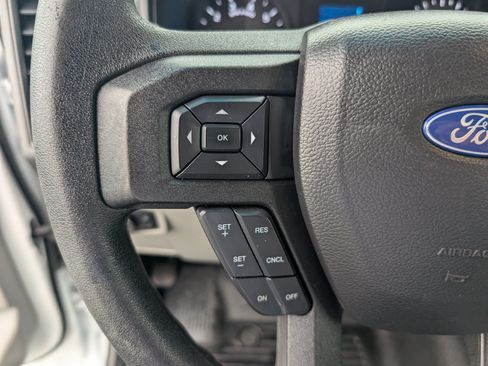 Used 2018 Ford F250 XL w/ Power Equipment Group AWD/4WD image 16