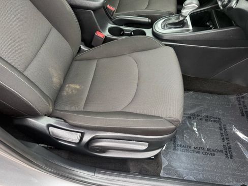 Used 2024 Kia Forte LXS FWD image 31