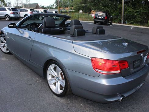 Used 2007 BMW 335i Convertible image 11