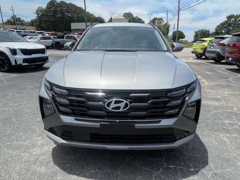 Used 2025 Hyundai Tucson SEL FWD image 8