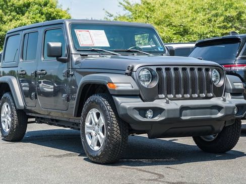 Used 2022 Jeep Wrangler Unlimited Sport AWD/4WD image 2