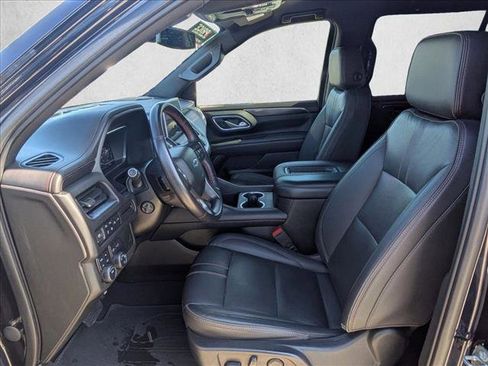 Used 2022 Chevrolet Tahoe RST w/ Luxury Package AWD/4WD image 12