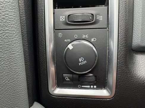 Used 2017 RAM 1500 Big Horn AWD/4WD image 18
