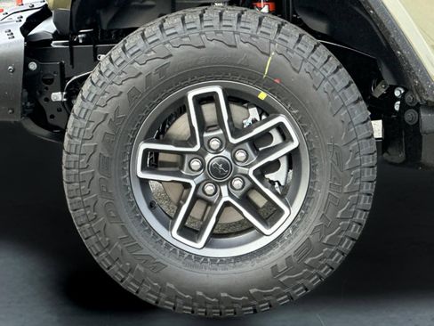 New 2026 Jeep Gladiator Mojave image 24